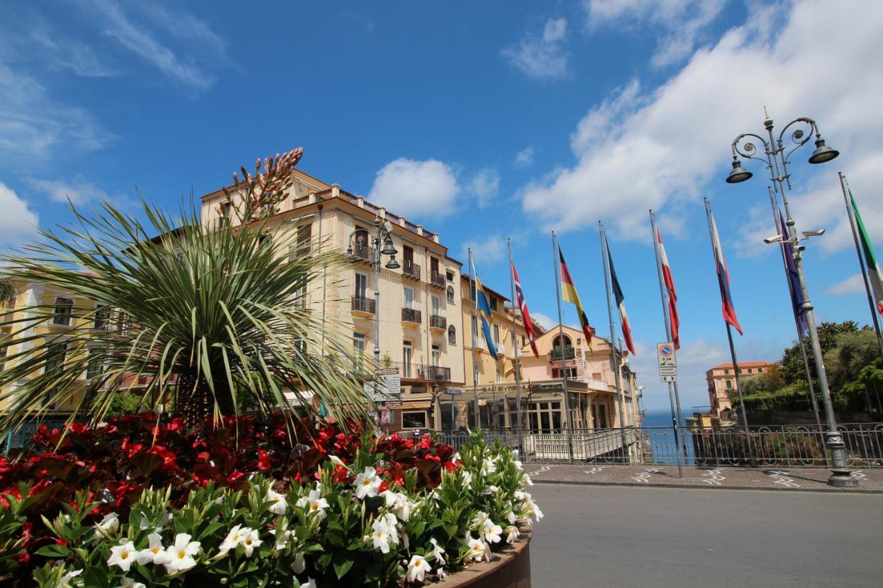 Piazza Tasso Max 1 Leilighet Sorrento Eksteriør bilde