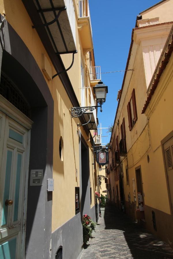 Piazza Tasso Max 1 Leilighet Sorrento Eksteriør bilde
